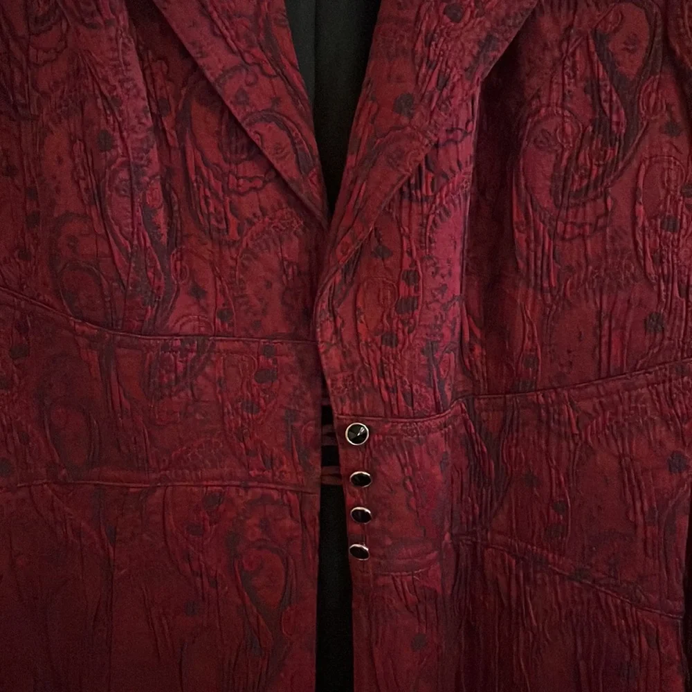 Coat - Picture 3 of 4